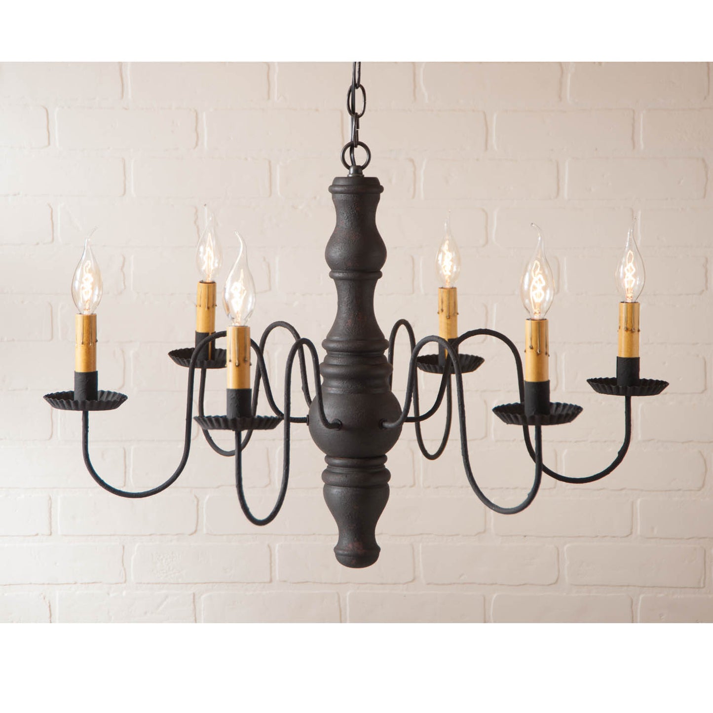 6-Arm Gettysburg Wood Chandelier in Hartford Black over Red