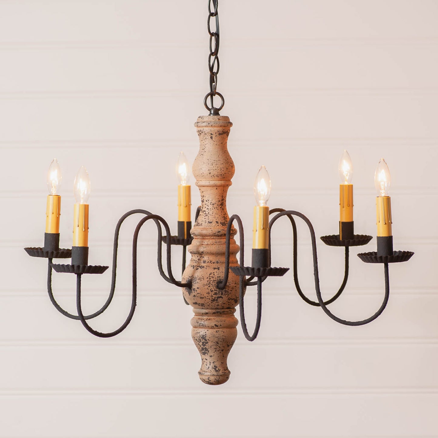 6-Arm Gettysburg Wood Chandelier in Hartford Buttermilk