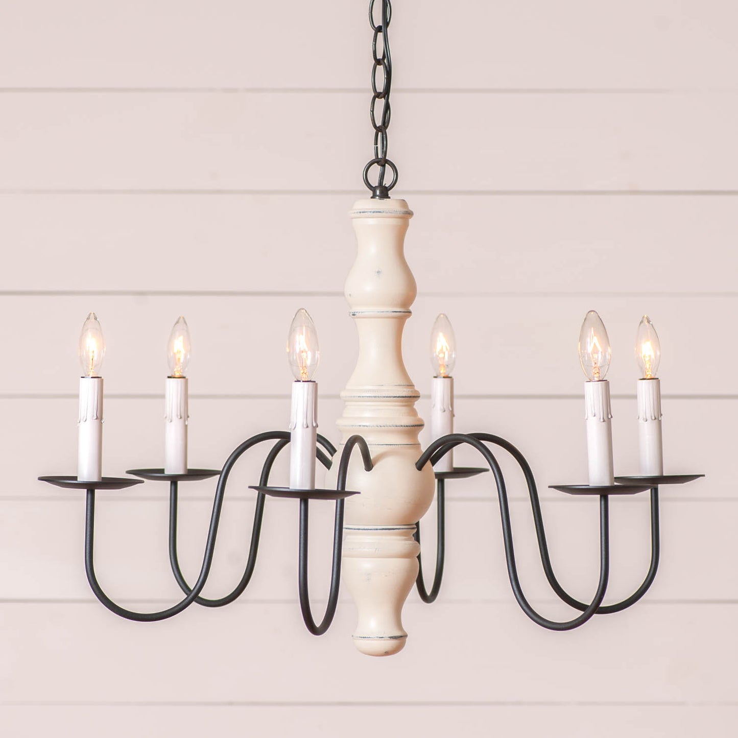 6-Arm Gettysburg Wood Chandelier in Rustic White