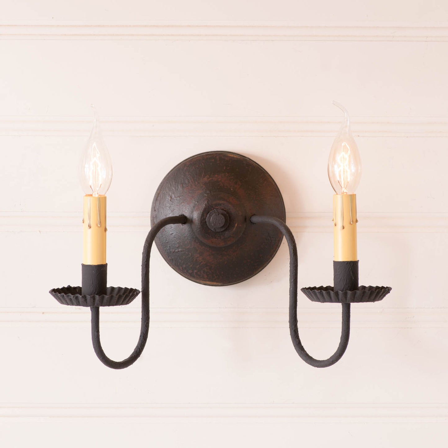 Ashford Wall Sconce in Black