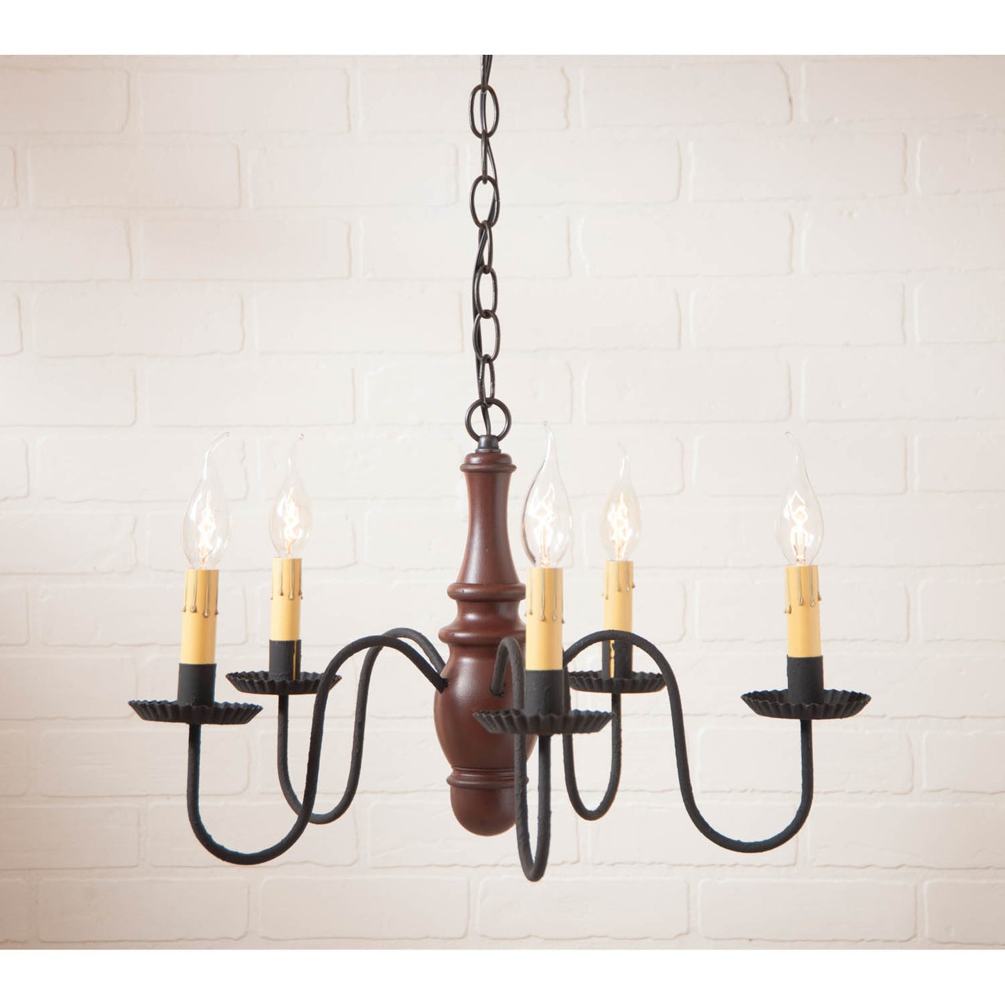 5-Arm Lynchburg Wood Chandelier in Sturbridge Red
