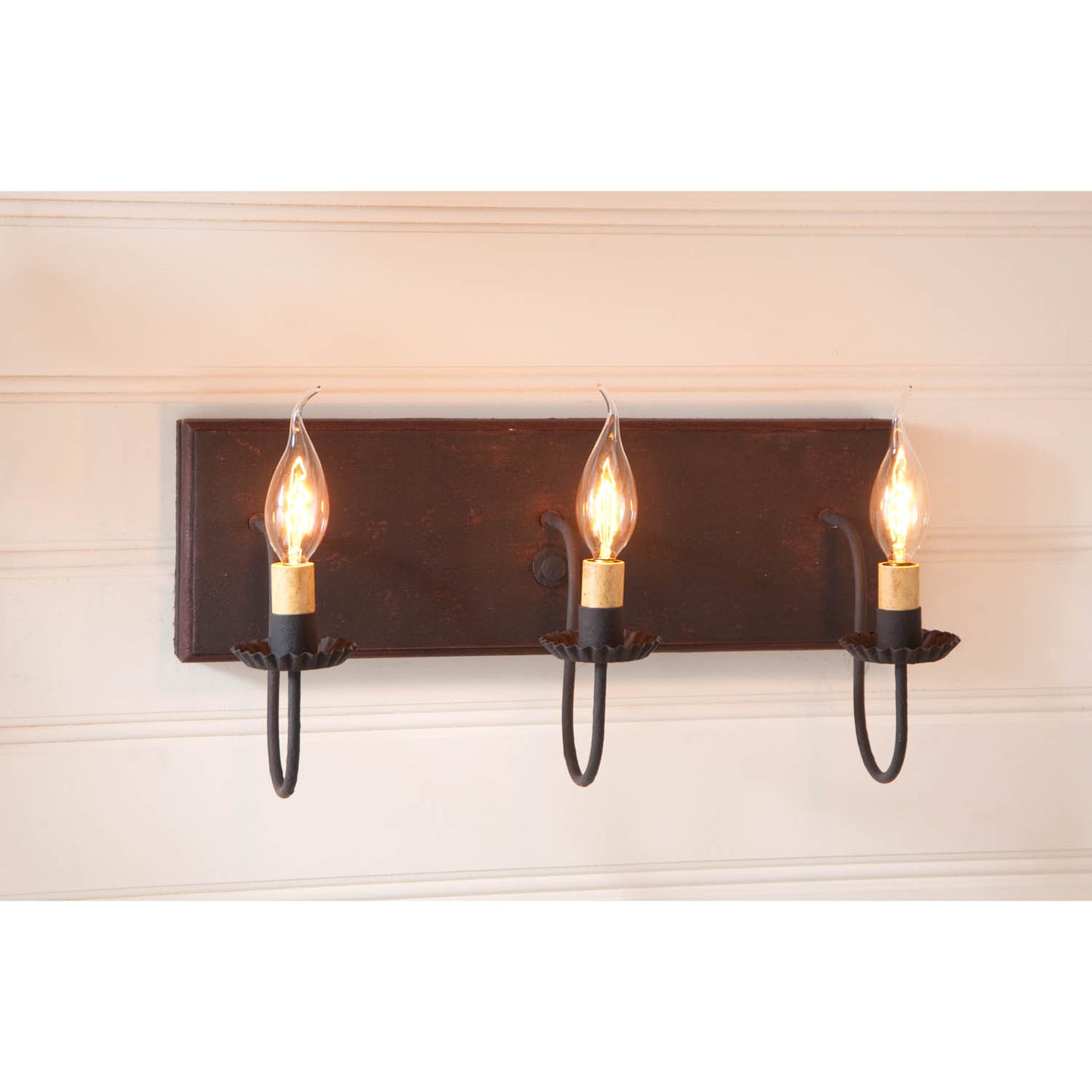 3-Light Vanity Light in Hartford Black with Red Stripe