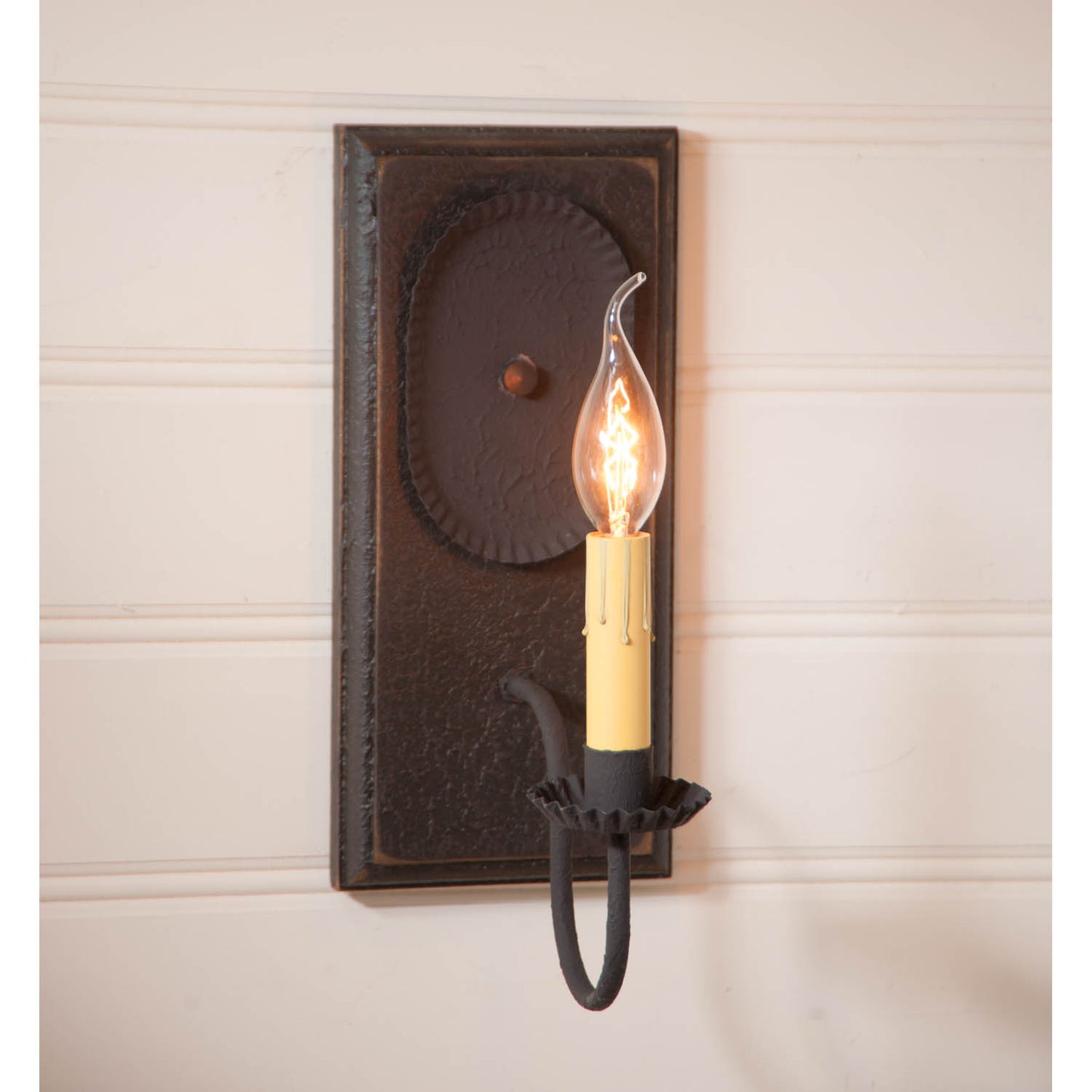 Wilcrest Sconce in Black
