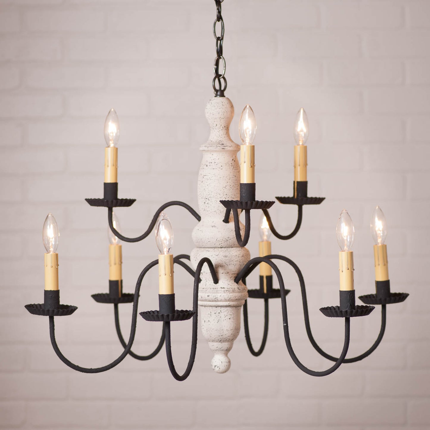9-Arm Fairfield Wood Chandelier in Americana White