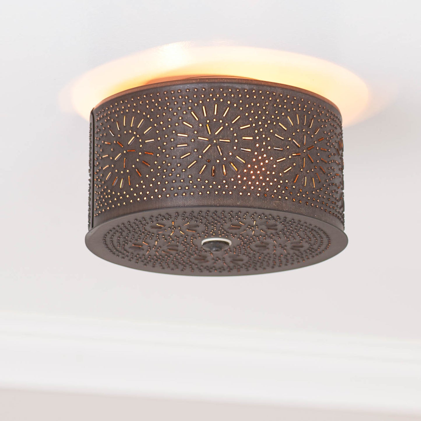 Round Ceiling Light with Chisel in Kettle Black